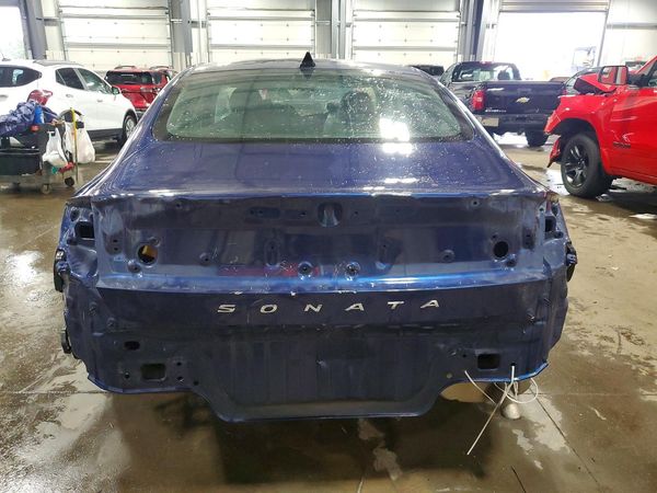 2022 HYUNDAI SONATA SE