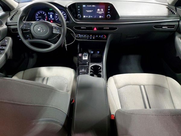 2022 HYUNDAI SONATA SE