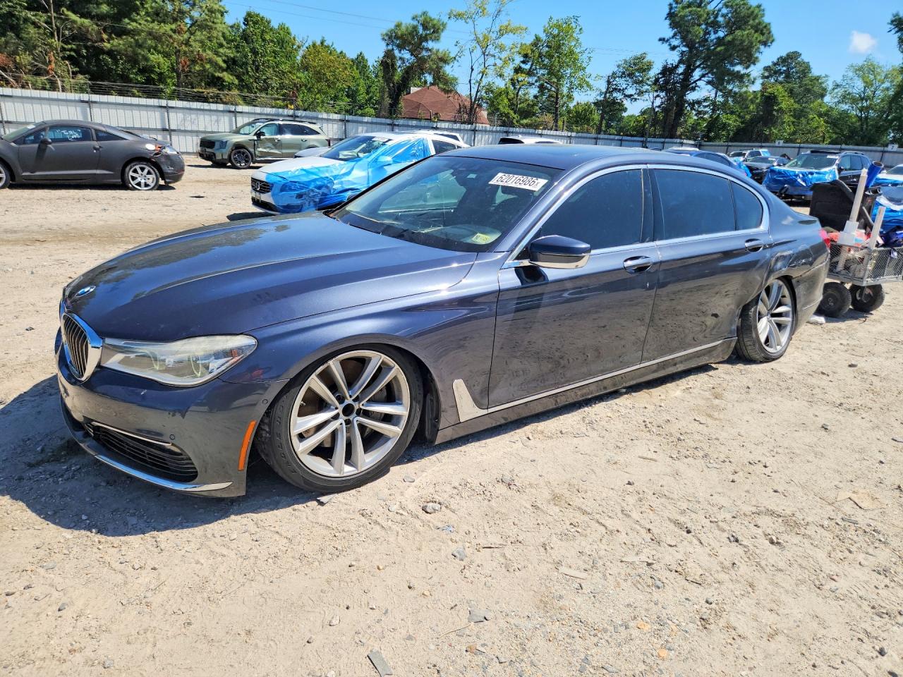2016 BMW 750 xDrive