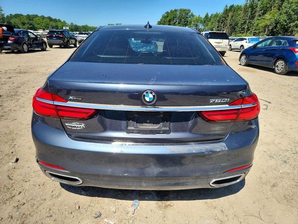 2016 BMW 750 xDrive