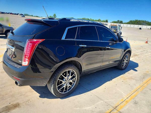 2016 CADILLAC SRX Performance