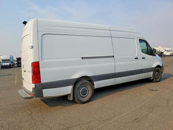 2025 MERCEDES-BENZ SPRINTER 907 (VS30)