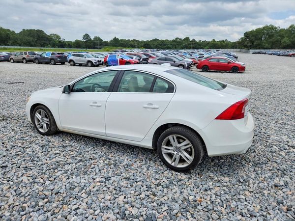 2014 VOLVO S60
