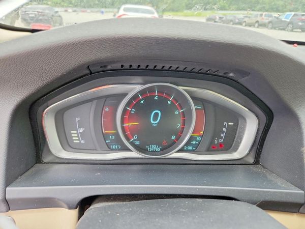 2014 VOLVO S60