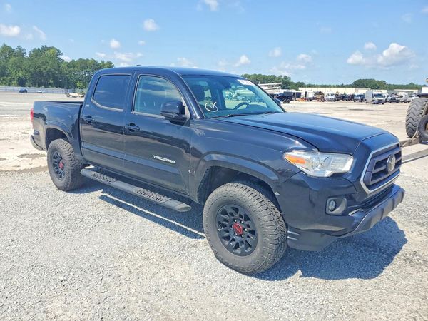 2022 TOYOTA TACOMA SR5