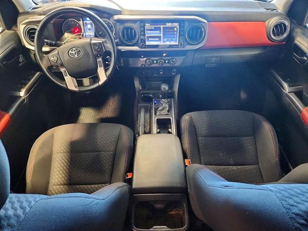 2022 TOYOTA TACOMA SR5
