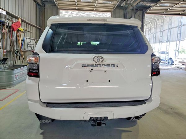 2024 TOYOTA 4RUNNER SR5 Prem