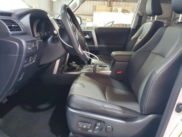 2024 TOYOTA 4RUNNER SR5 Prem