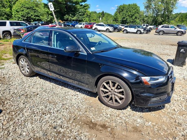 2015 AUDI A4 quattro Premium Plus