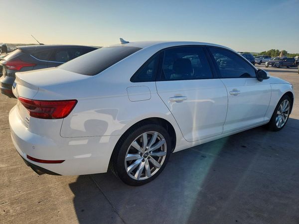 2017 AUDI A4 quattro Premium