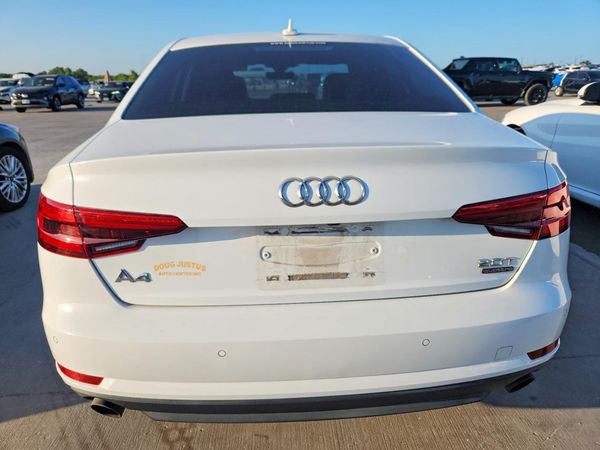 2017 AUDI A4 quattro Premium