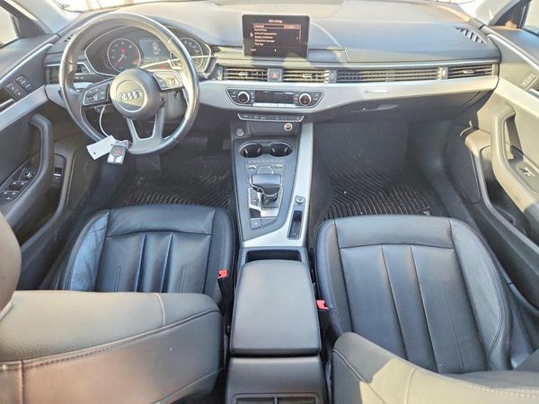 2017 AUDI A4 quattro Premium