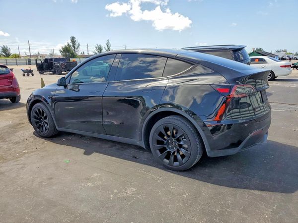 2022 TESLA MODEL Y