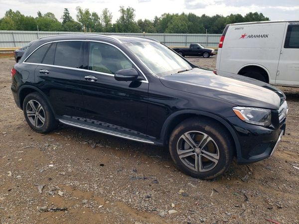 2016 MERCEDES-BENZ GLC GLC300 Base-4M