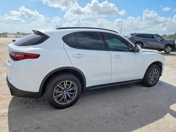 2022 ALFA ROMEO STELVIO