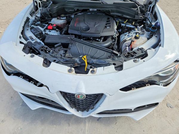 2022 ALFA ROMEO STELVIO