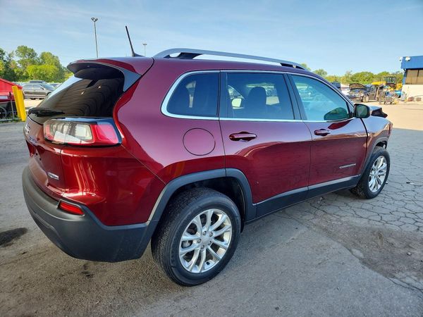 2019 JEEP CHEROKEE LATITUDE FWD