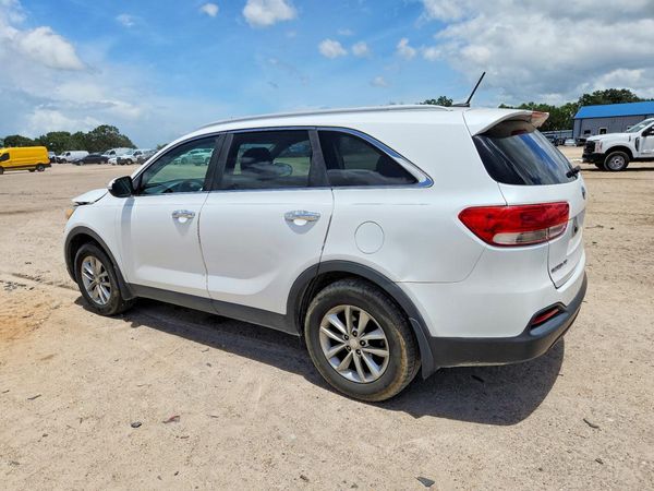 2017 KIA SORENTO L, LX
