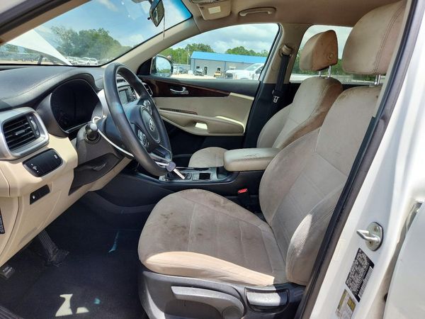 2017 KIA SORENTO L, LX