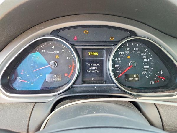 2015 AUDI Q7 Premium Plus