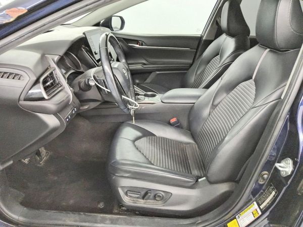 2022 TOYOTA CAMRY SE — DENT