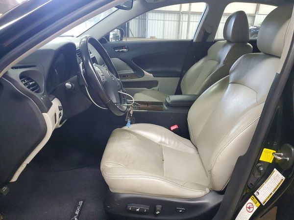 2013 LEXUS IS 250