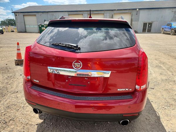 2013 CADILLAC SRX Performance