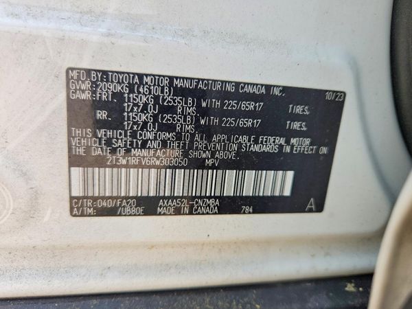 2024 TOYOTA RAV4 XLE