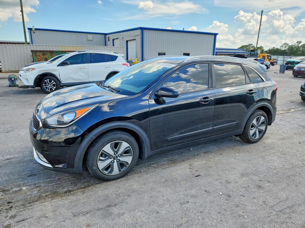 2017 KIA NIRO FE / LX / LX Tech