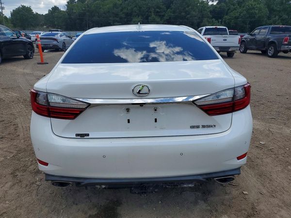 2016 LEXUS ES