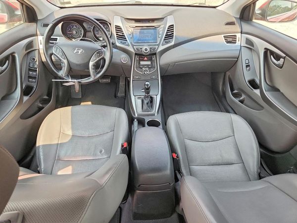2015 HYUNDAI ELANTRA