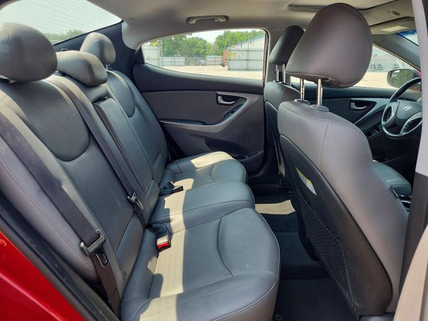 2015 HYUNDAI ELANTRA