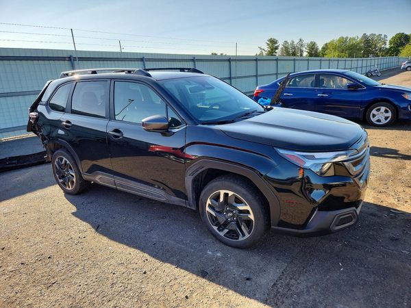 2025 SUBARU FORESTER