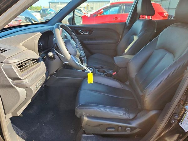 2025 SUBARU FORESTER