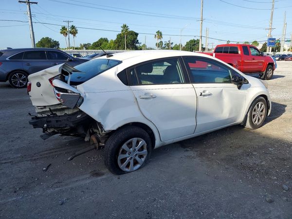 2016 KIA RIO