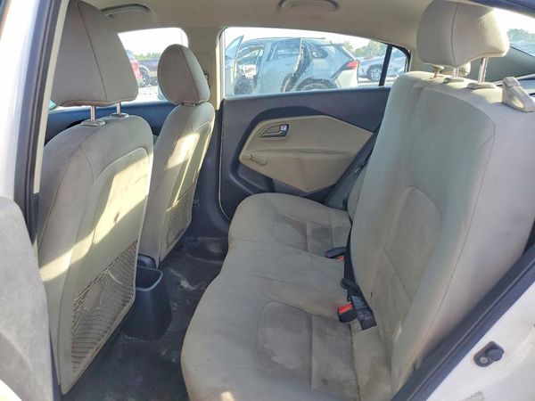 2016 KIA RIO
