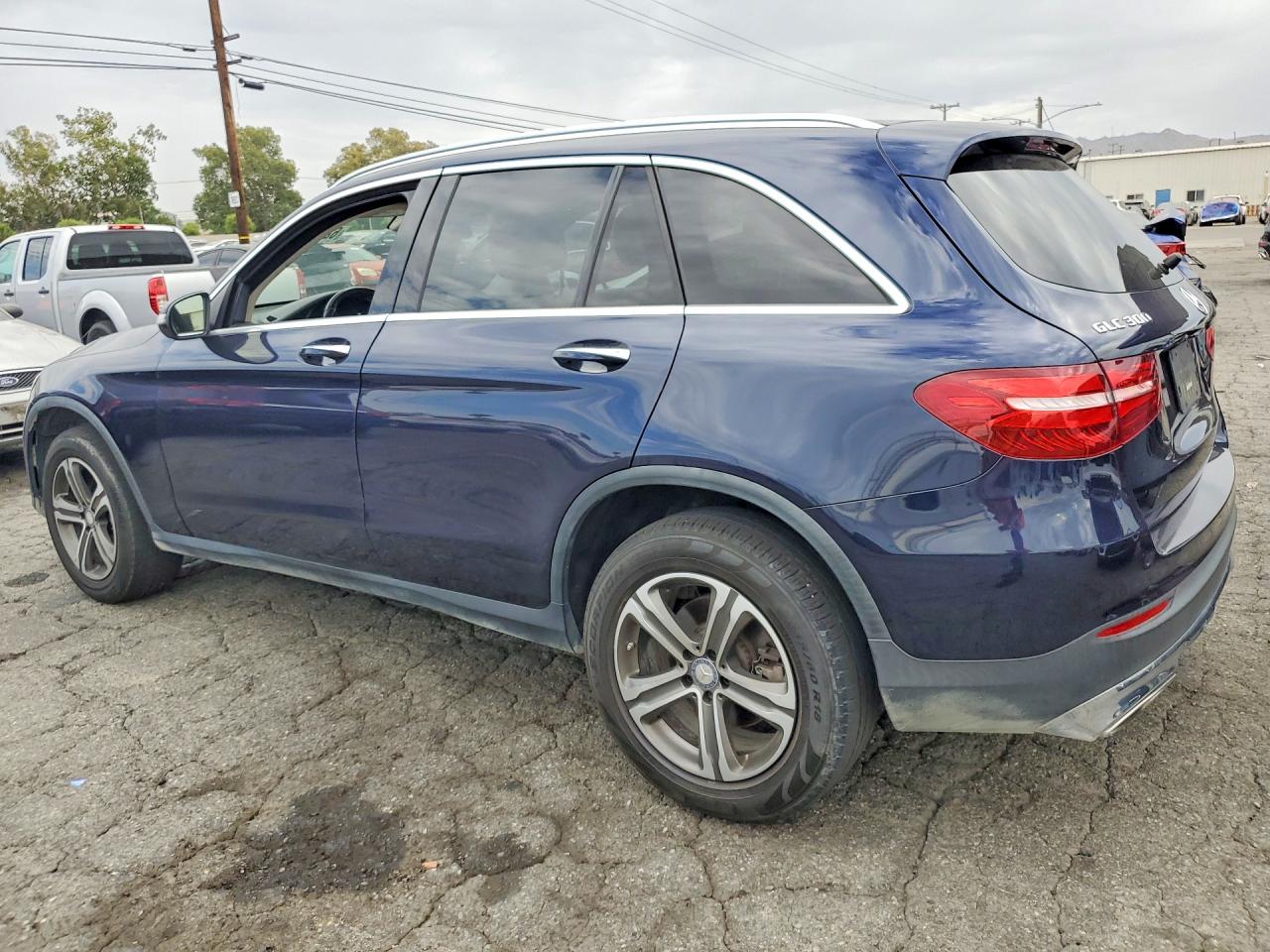 2016 MERCEDES-BENZ GLC GLC300