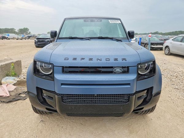 2026 LAND ROVER DEFENDER 110 X-Dynamic SE