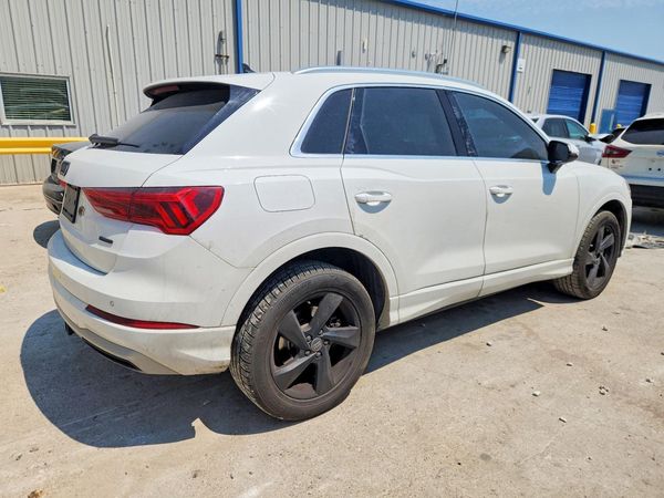 2019 AUDI Q3 quattro Premium