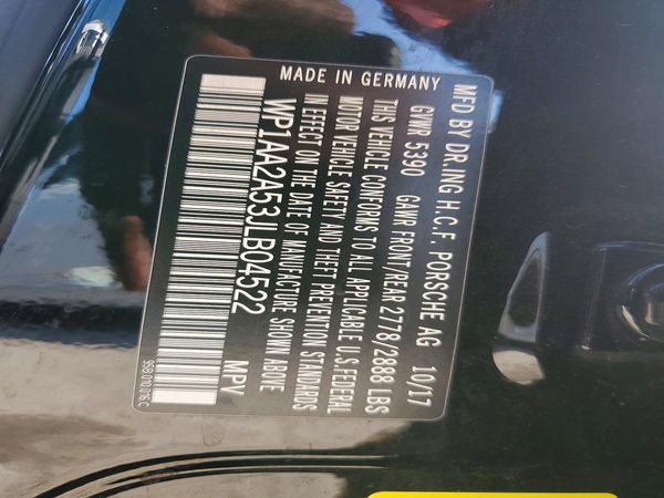 2018 PORSCHE MACAN