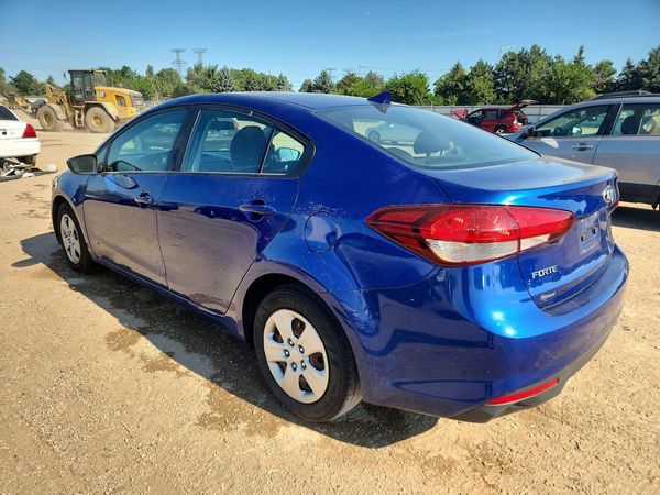 2017 KIA FORTE