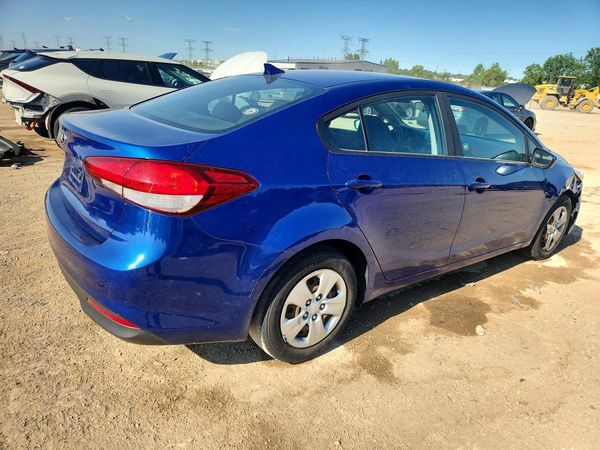 2017 KIA FORTE