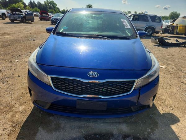 2017 KIA FORTE