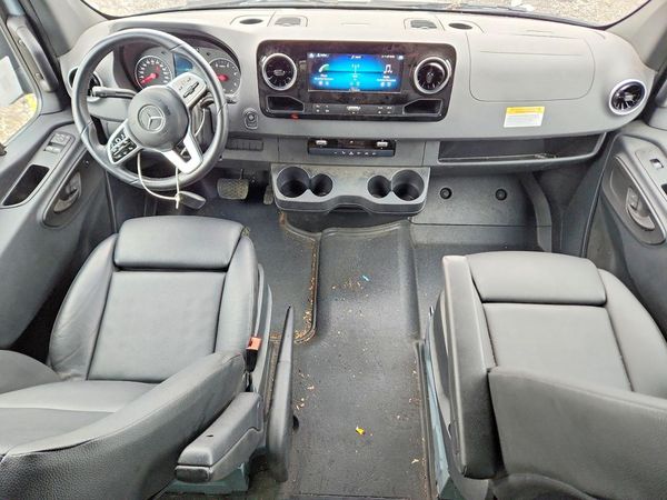 2024 MERCEDES-BENZ SPRINTER 907 (VS30)