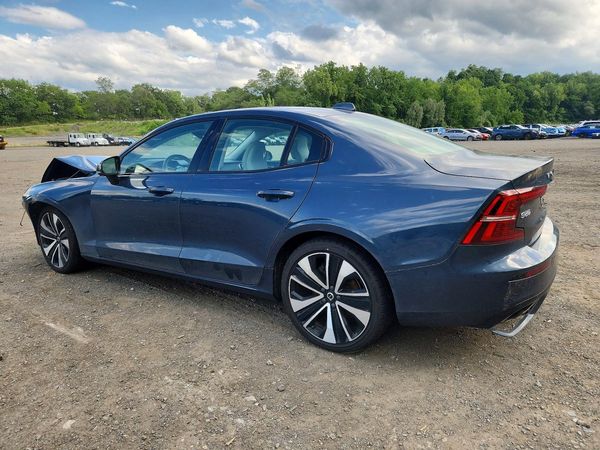 2022 VOLVO S60 — DSRA