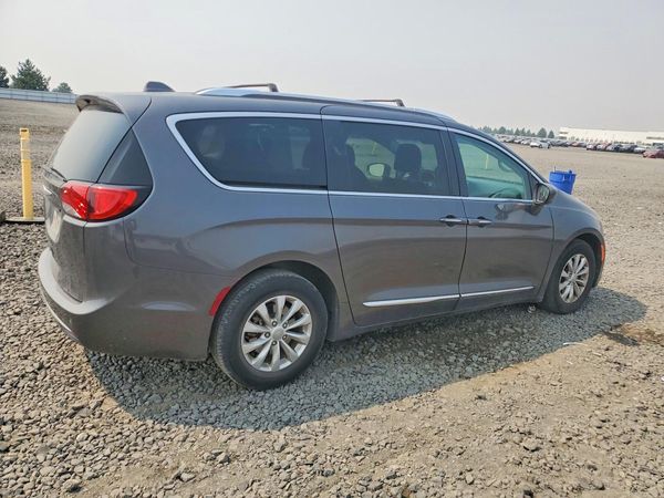 2019 CHRYSLER PACIFICA