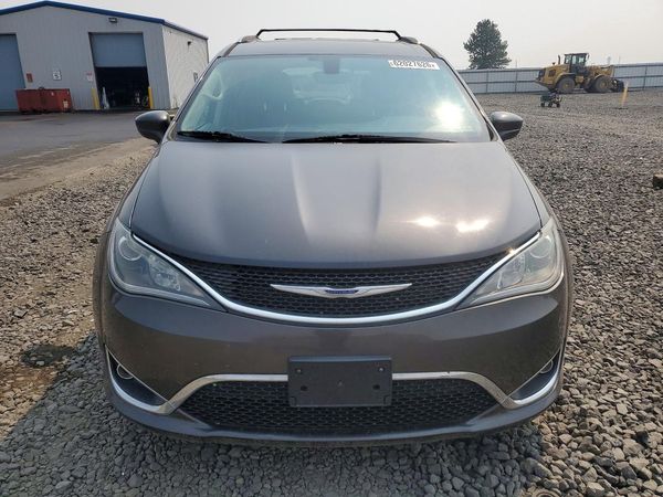2019 CHRYSLER PACIFICA