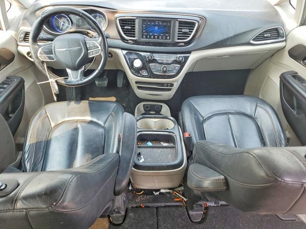 2019 CHRYSLER PACIFICA