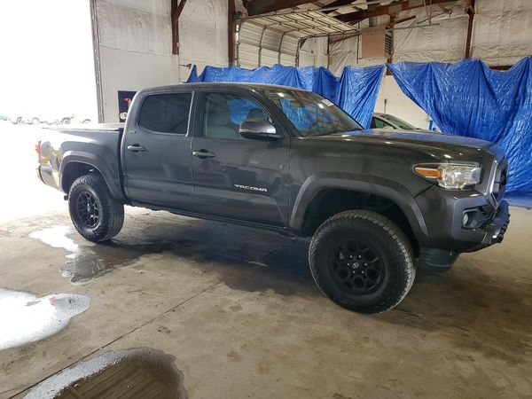 2020 TOYOTA TACOMA SR5