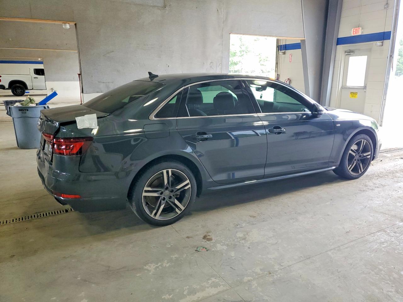 2018 AUDI A4